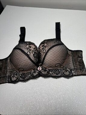 Fallsweet Black Lace Underwire Longline Bra Embellished Size 40A